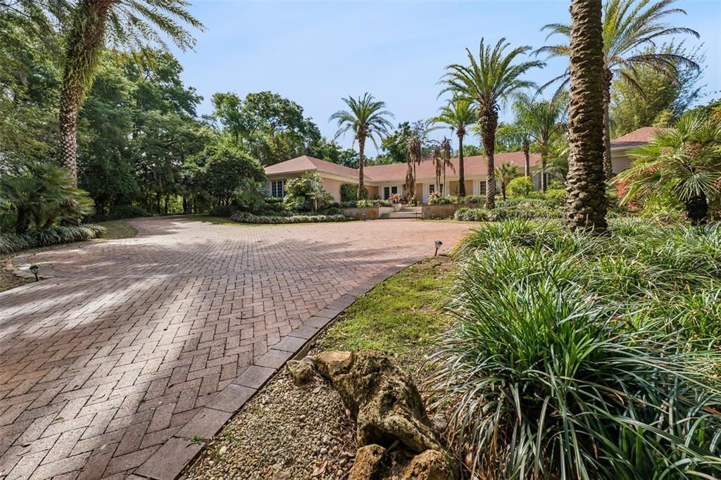For Sale: $1,490,000 (3 beds, 3 baths, 3554 Square Feet)