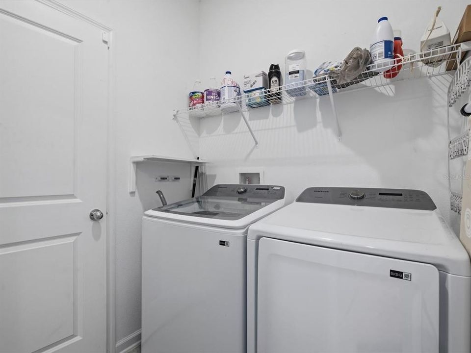 For Rent: $2,350 (4 beds, 2 baths, 2135 Square Feet)