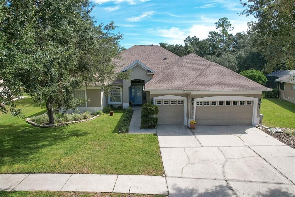 For Sale: $670,000 (5 beds, 3 baths, 2801 Square Feet)
