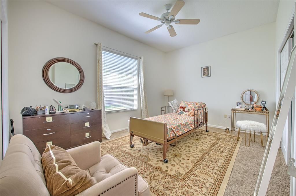 For Sale: $670,000 (5 beds, 3 baths, 2801 Square Feet)
