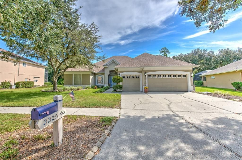 For Sale: $670,000 (5 beds, 3 baths, 2801 Square Feet)