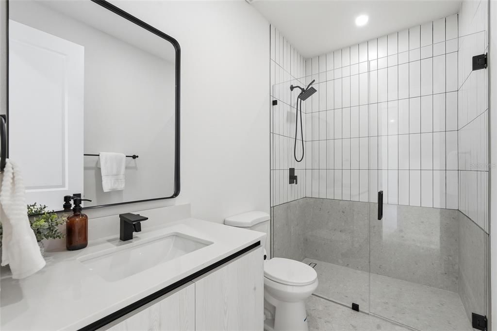 For Sale: $475,000 (3 beds, 2 baths, 2365 Square Feet)