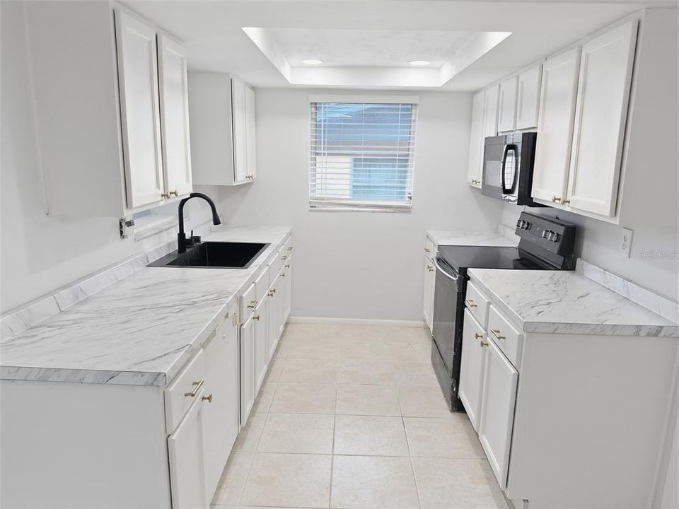 En Venta: $215,000 (2 camas, 1 baños, 1247 Pies cuadrados)