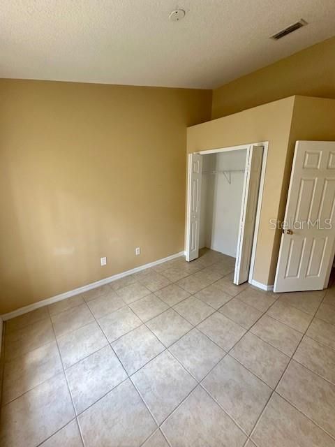 В аренду: $2,450 (4 спален, 2 ванн, 2019 Квадратных фут)