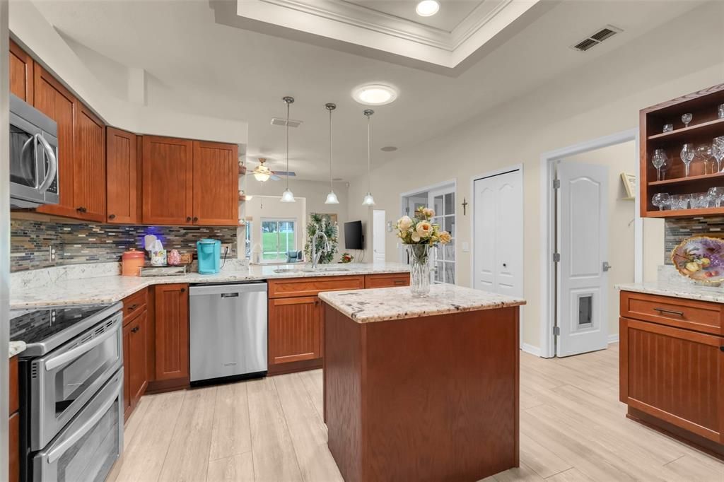 For Sale: $420,000 (3 beds, 2 baths, 2143 Square Feet)