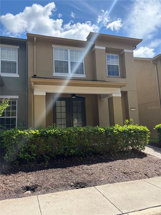 For Rent: $2,700 (3 beds, 2 baths, 1680 Square Feet)