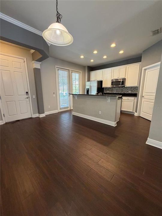 For Rent: $2,700 (3 beds, 2 baths, 1680 Square Feet)