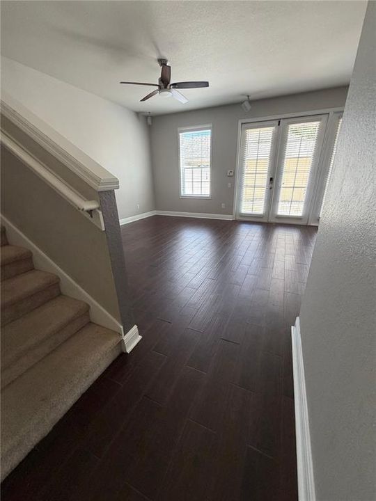 For Rent: $2,700 (3 beds, 2 baths, 1680 Square Feet)