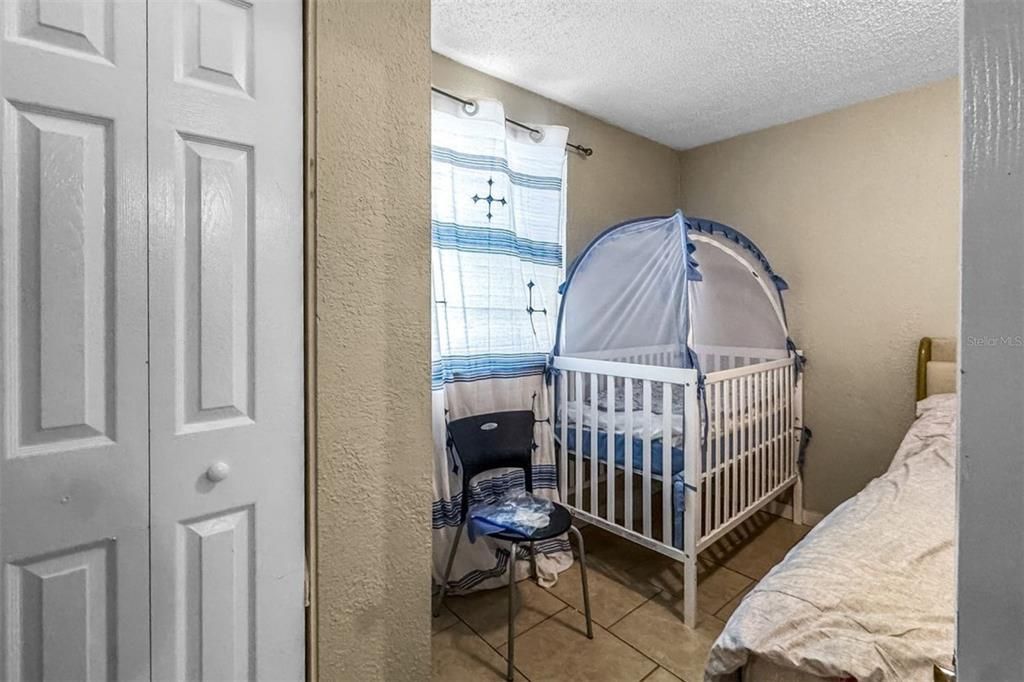 For Sale: $169,900 (2 beds, 1 baths, 684 Square Feet)