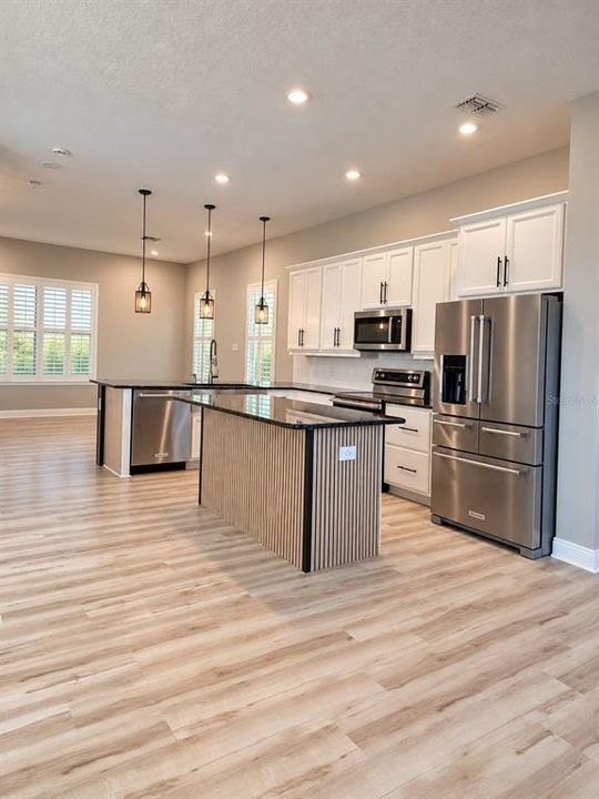 For Sale: $630,000 (4 beds, 3 baths, 2454 Square Feet)
