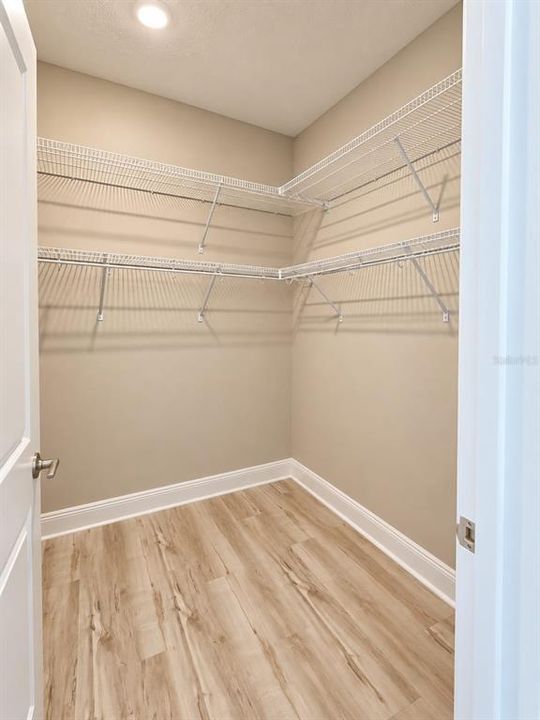 For Sale: $630,000 (4 beds, 3 baths, 2454 Square Feet)