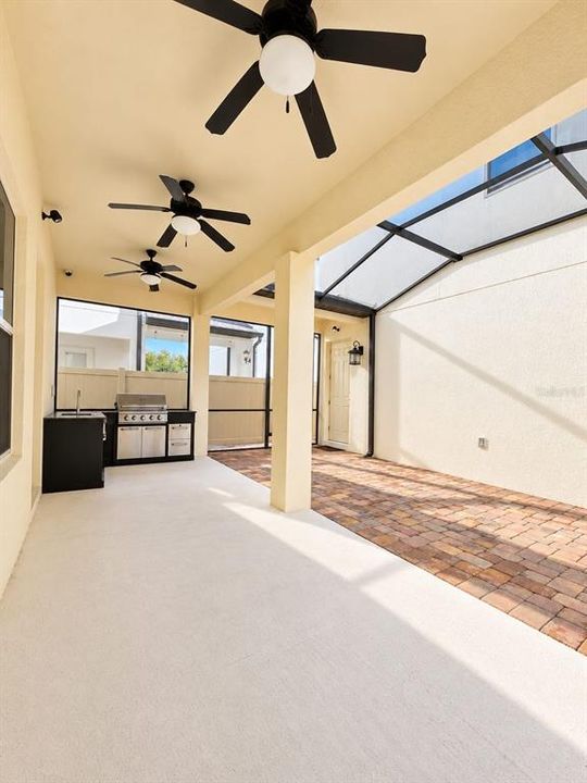 For Sale: $630,000 (4 beds, 3 baths, 2454 Square Feet)