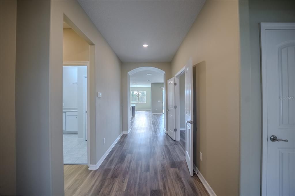 En Venta: $388,888 (2 camas, 2 baños, 1906 Pies cuadrados)