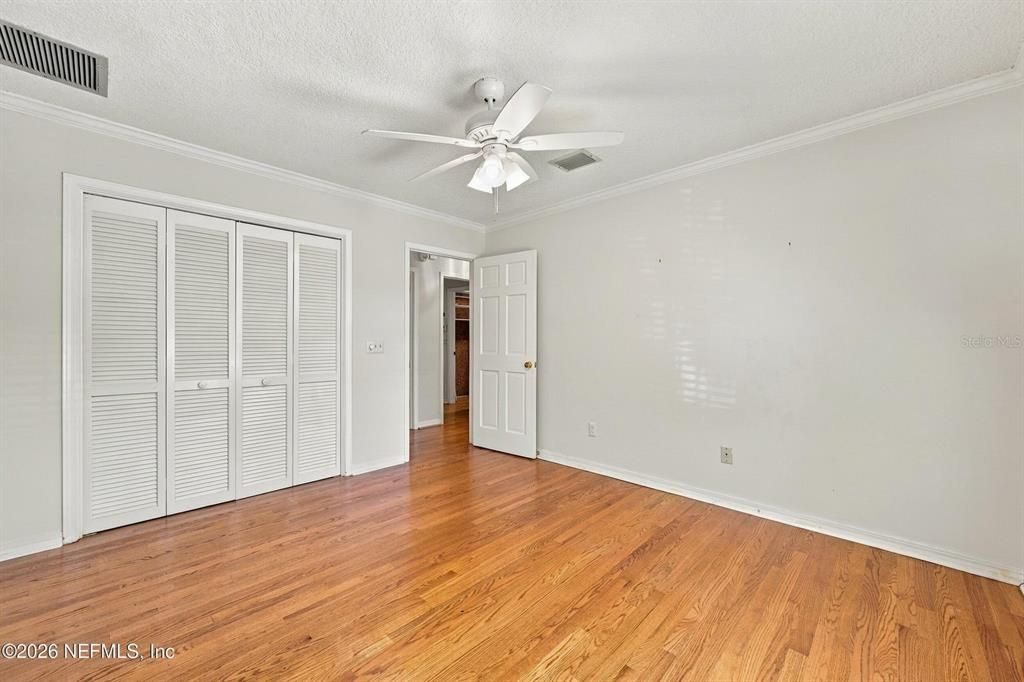 For Sale: $699,000 (4 beds, 3 baths, 2423 Square Feet)