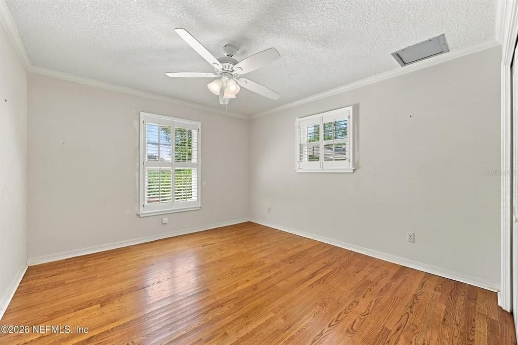 For Sale: $699,000 (4 beds, 3 baths, 2423 Square Feet)