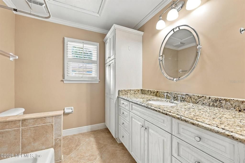 For Sale: $699,000 (4 beds, 3 baths, 2423 Square Feet)