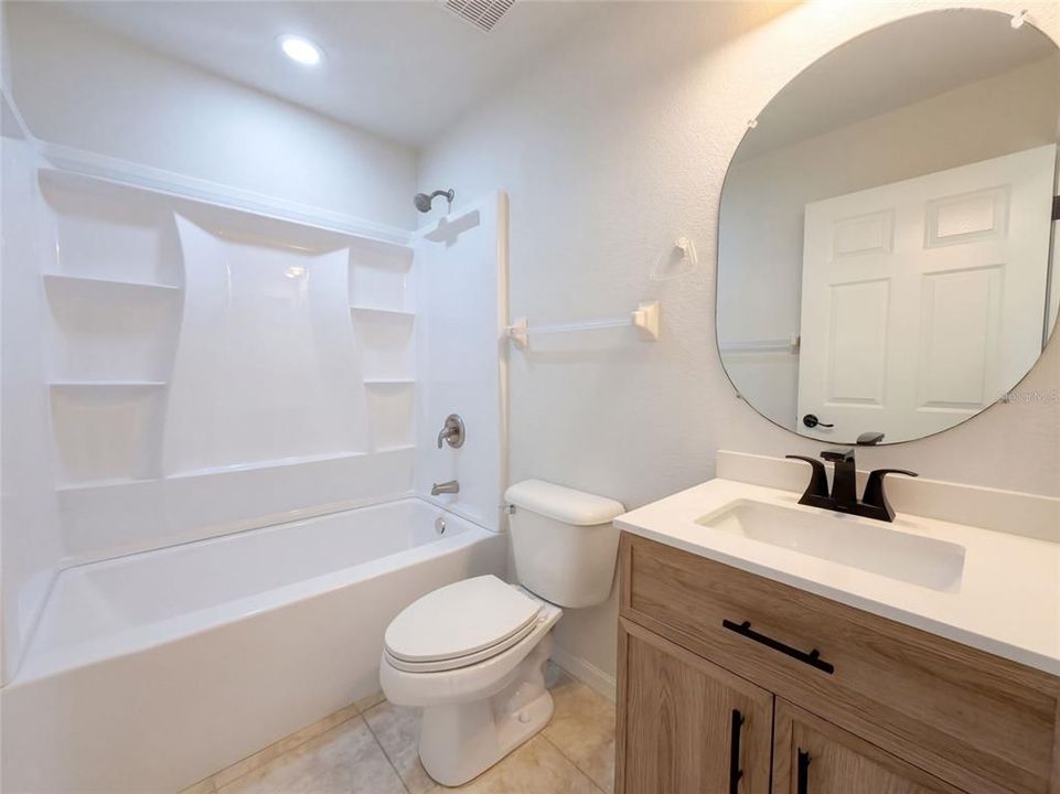 For Sale: $370,000 (3 beds, 2 baths, 2090 Square Feet)