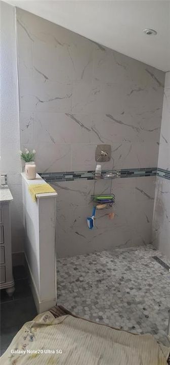 For Sale: $360,000 (3 beds, 2 baths, 2100 Square Feet)