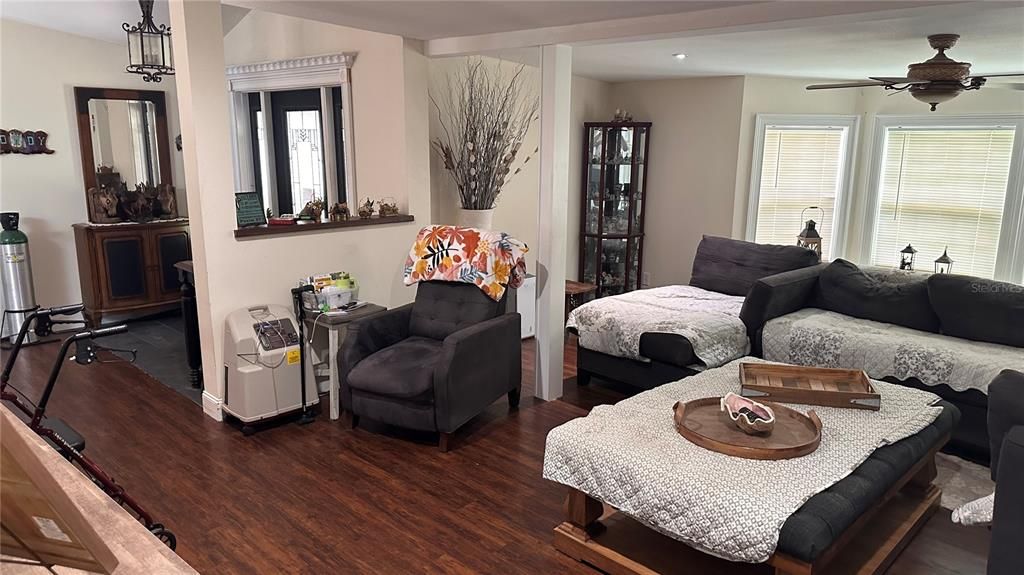 For Sale: $360,000 (3 beds, 2 baths, 2100 Square Feet)