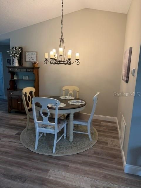 For Sale: $285,900 (3 beds, 2 baths, 1680 Square Feet)