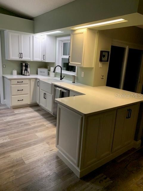 For Sale: $285,900 (3 beds, 2 baths, 1680 Square Feet)