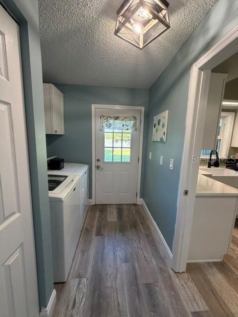 For Sale: $285,900 (3 beds, 2 baths, 1680 Square Feet)
