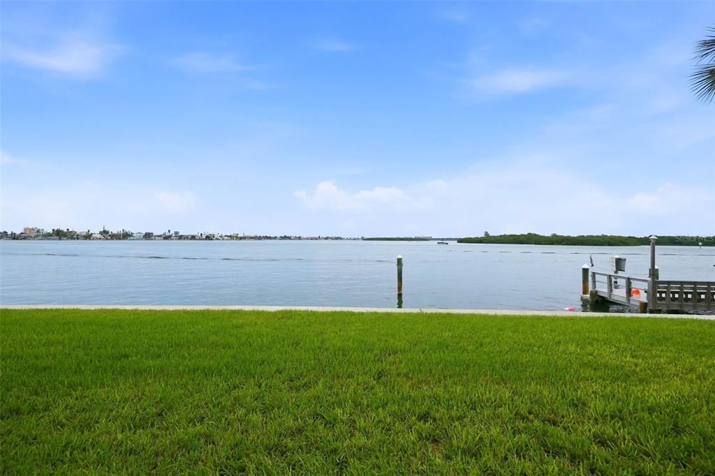 For Sale: $335,000 (2 beds, 2 baths, 1245 Square Feet)