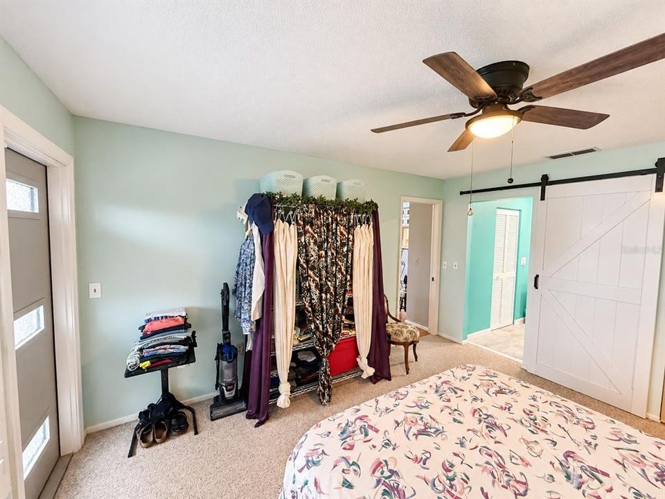 For Sale: $179,000 (2 beds, 2 baths, 1004 Square Feet)