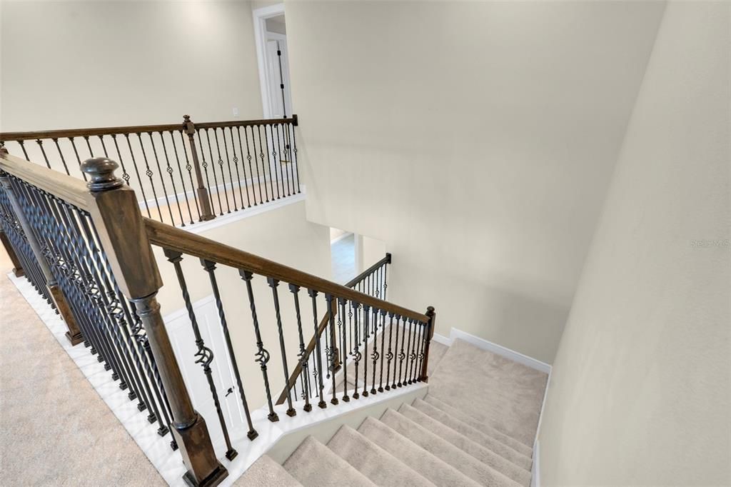 For Sale: $1,350,000 (7 beds, 6 baths, 5240 Square Feet)