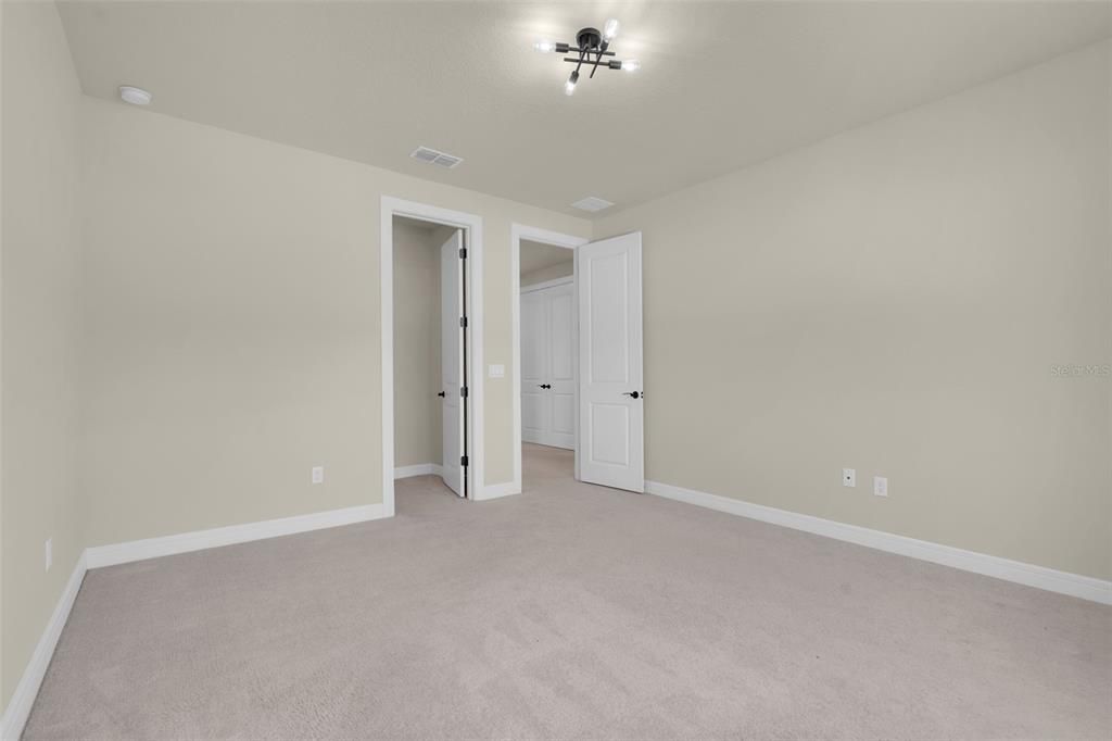 For Sale: $1,350,000 (7 beds, 6 baths, 5240 Square Feet)