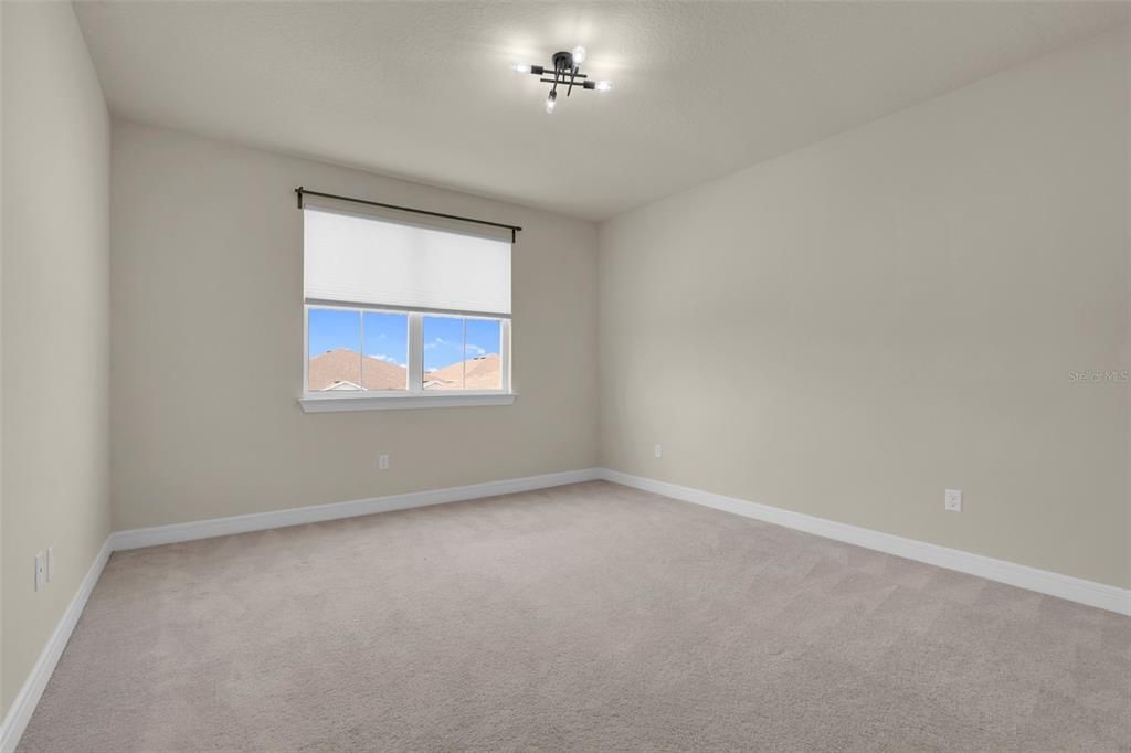 For Sale: $1,350,000 (7 beds, 6 baths, 5240 Square Feet)
