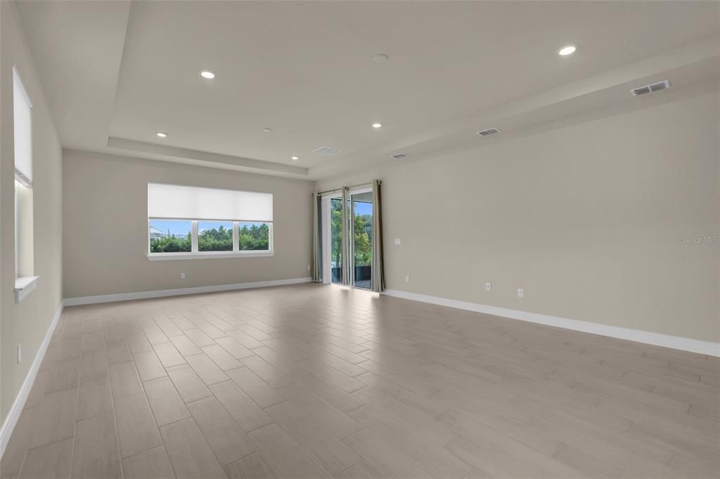 For Sale: $1,350,000 (7 beds, 6 baths, 5240 Square Feet)