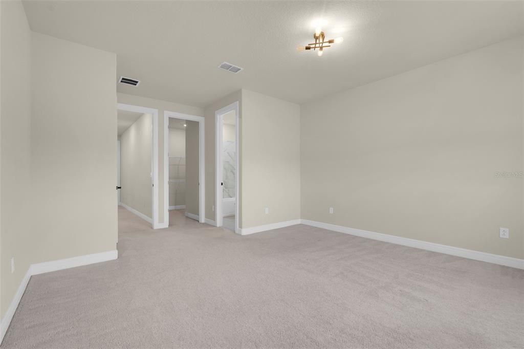 For Sale: $1,350,000 (7 beds, 6 baths, 5240 Square Feet)