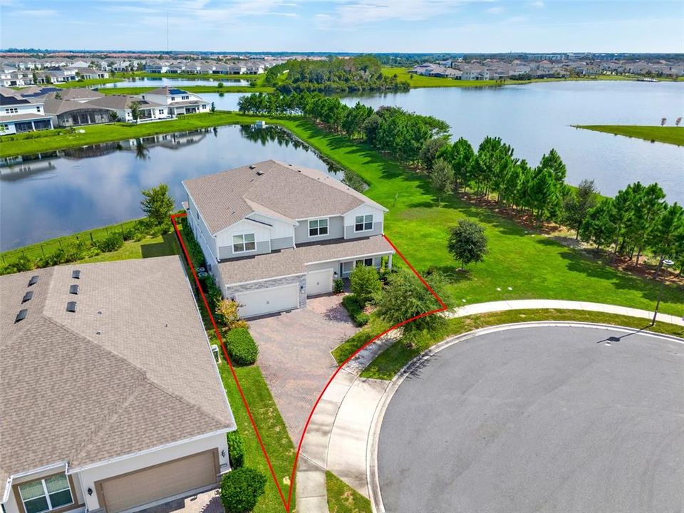 For Sale: $1,350,000 (7 beds, 6 baths, 5240 Square Feet)
