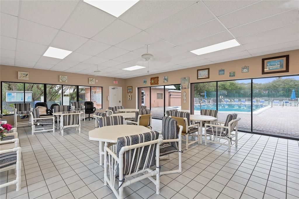 For Sale: $343,900 (2 beds, 2 baths, 1188 Square Feet)