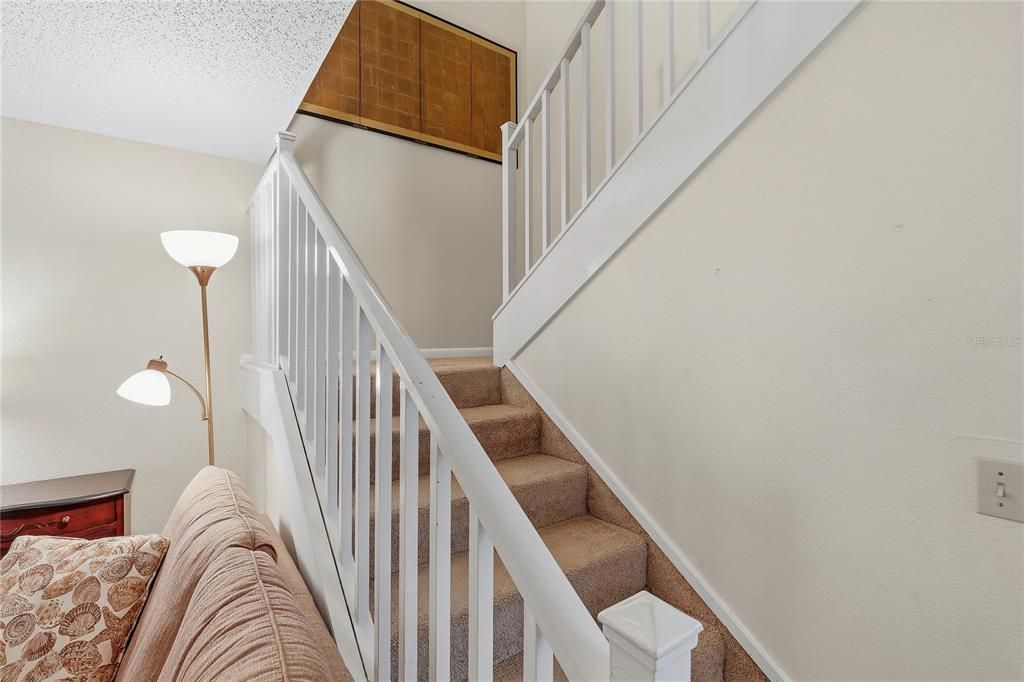 For Sale: $343,900 (2 beds, 2 baths, 1188 Square Feet)
