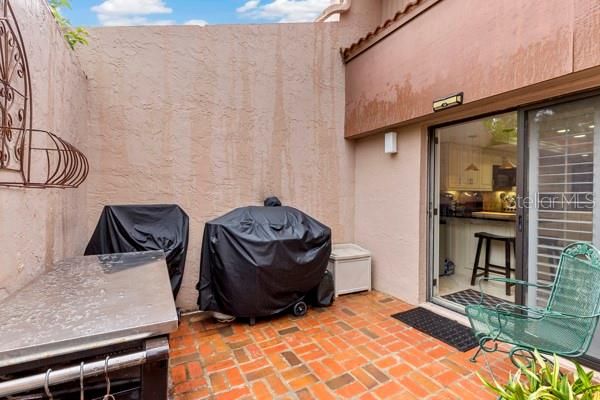 For Sale: $489,000 (3 beds, 2 baths, 2749 Square Feet)