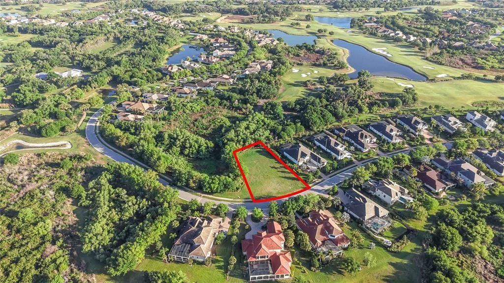 待售: $700,000 (0.54 acres)