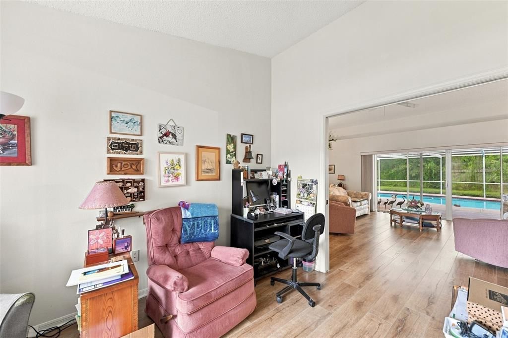 En Venta: $425,000 (3 camas, 2 baños, 1694 Pies cuadrados)
