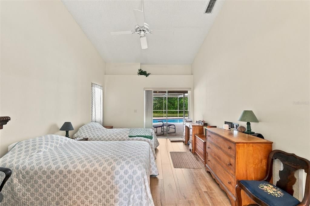 En Venta: $425,000 (3 camas, 2 baños, 1694 Pies cuadrados)