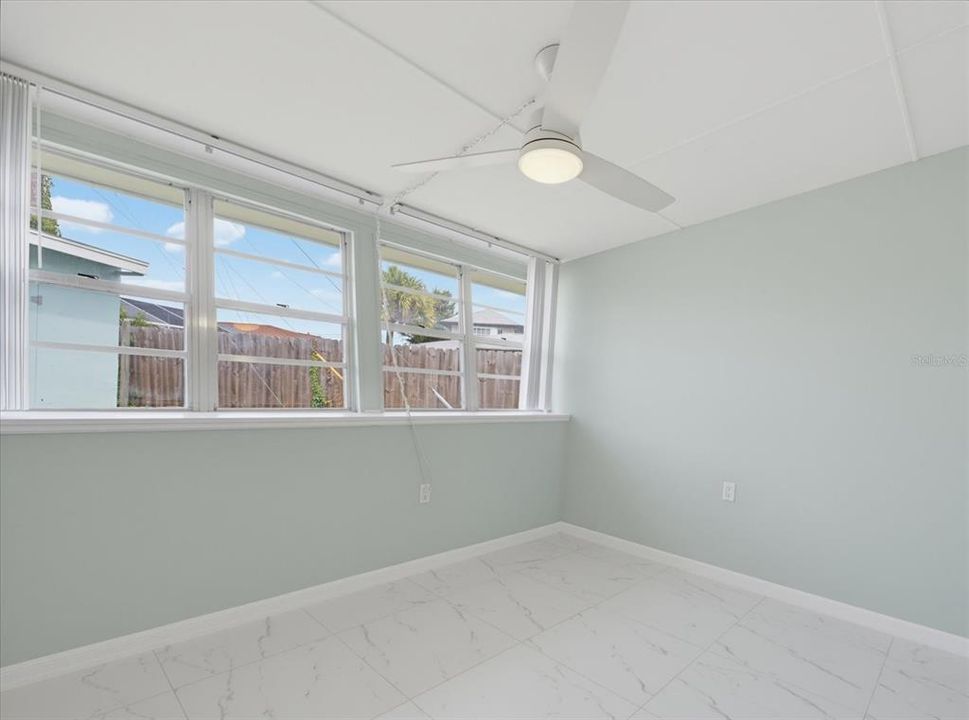 For Sale: $349,000 (2 beds, 2 baths, 1588 Square Feet)
