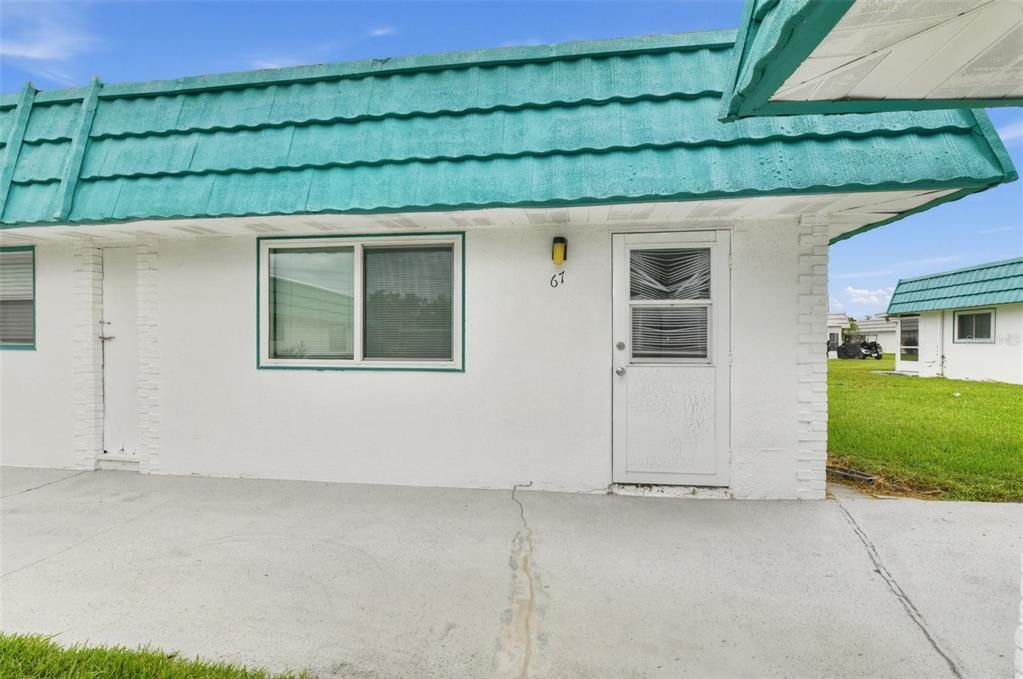 For Sale: $80,000 (1 beds, 1 baths, 800 Square Feet)