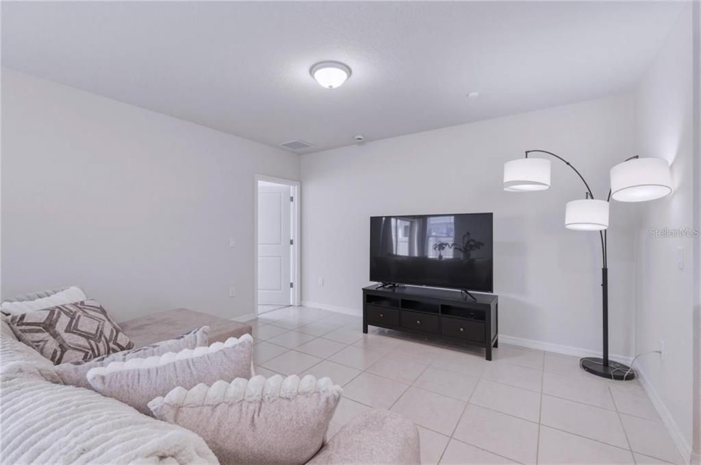 В аренду: $2,400 (4 спален, 2 ванн, 1531 Квадратных фут)