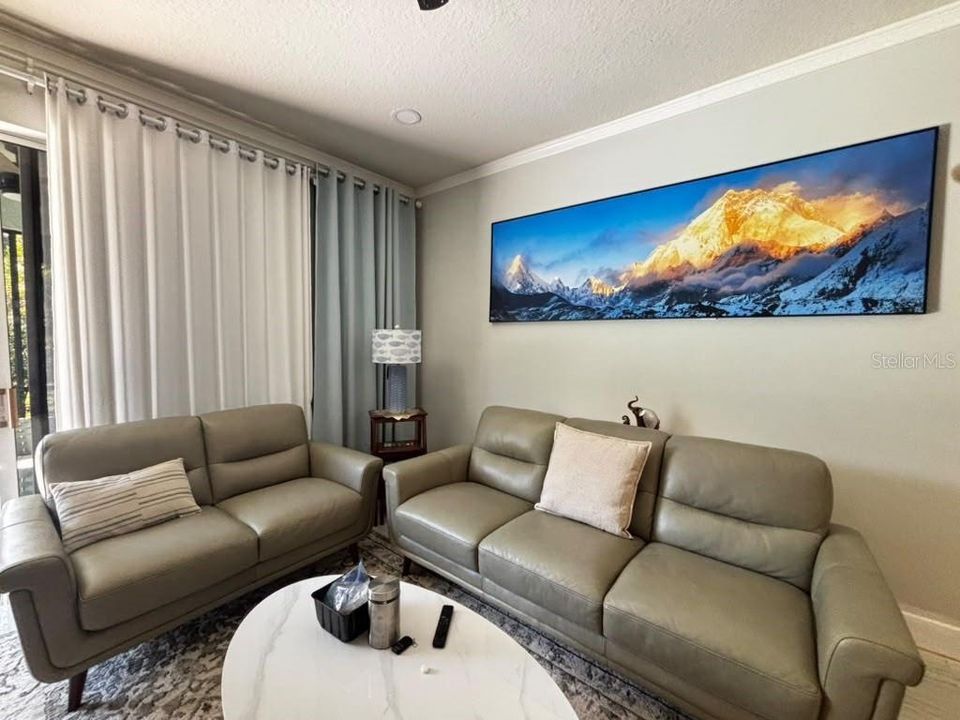 В аренду: $3,299 (4 спален, 3 ванн, 2070 Квадратных фут)