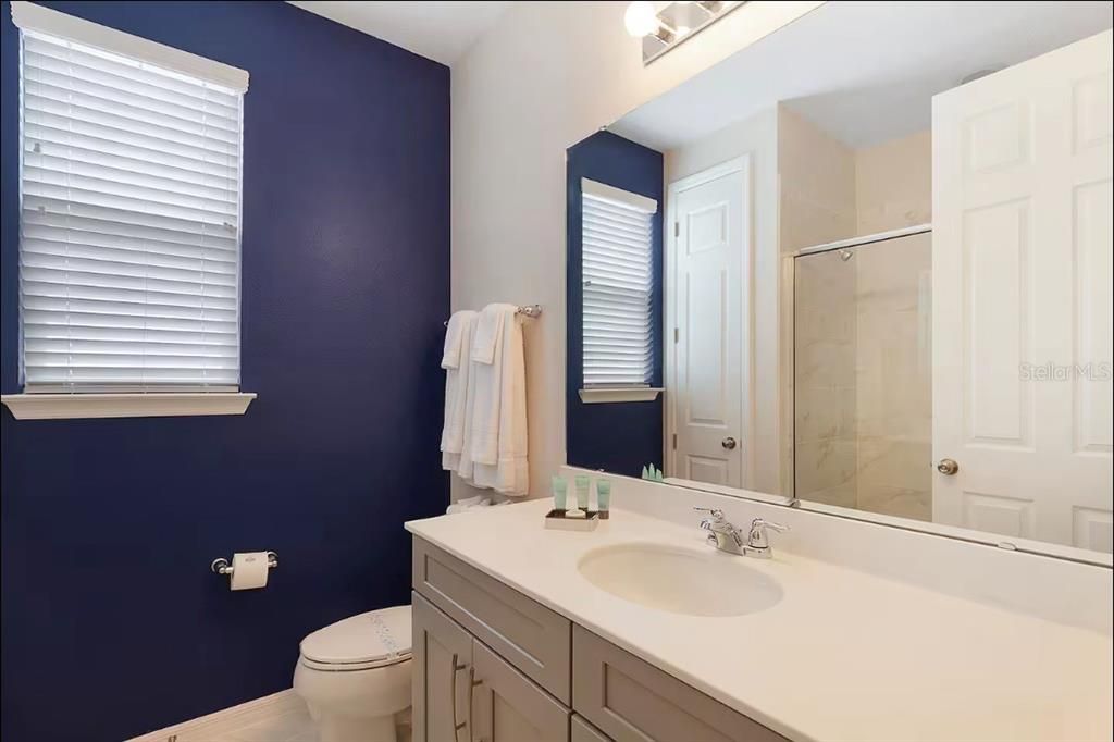 For Sale: $799,000 (9 beds, 6 baths, 4828 Square Feet)