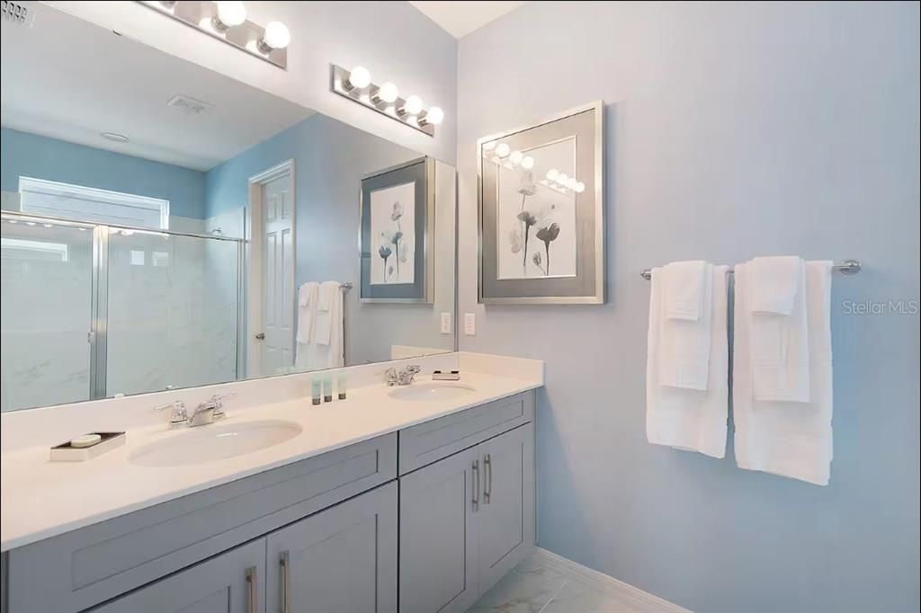 For Sale: $799,000 (9 beds, 6 baths, 4828 Square Feet)
