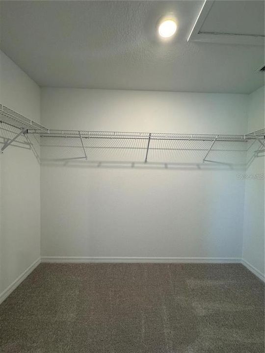 For Rent: $2,150 (3 beds, 2 baths, 1666 Square Feet)