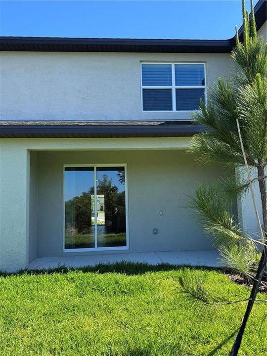 For Rent: $2,150 (3 beds, 2 baths, 1666 Square Feet)