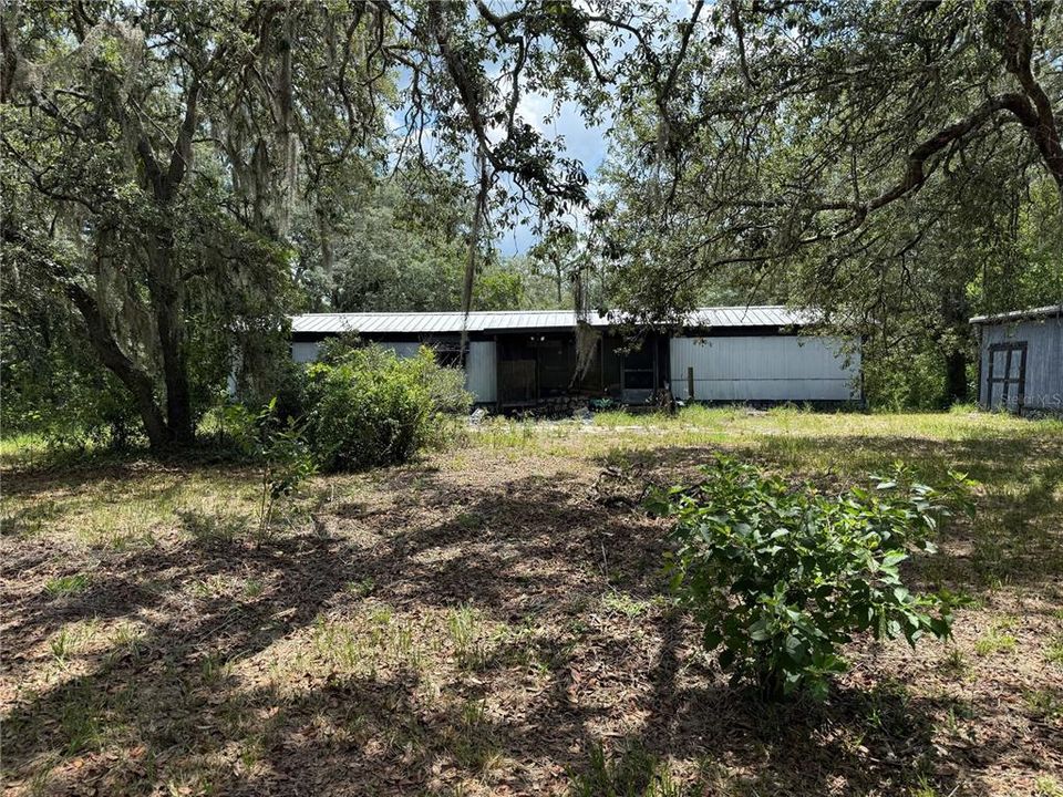 For Sale: $125,000 (3 beds, 2 baths, 924 Square Feet)