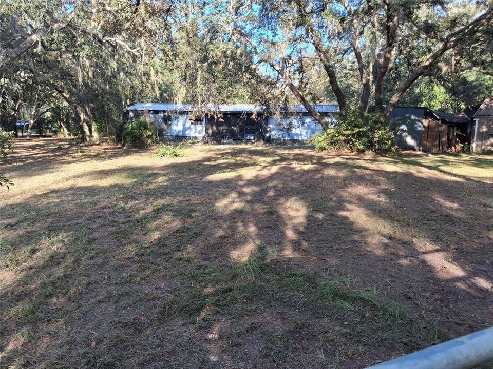 For Sale: $125,000 (3 beds, 2 baths, 924 Square Feet)